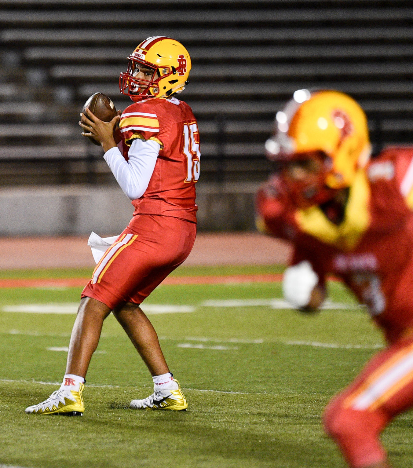 090619-mda-spt-rocky-football-027a.jpg